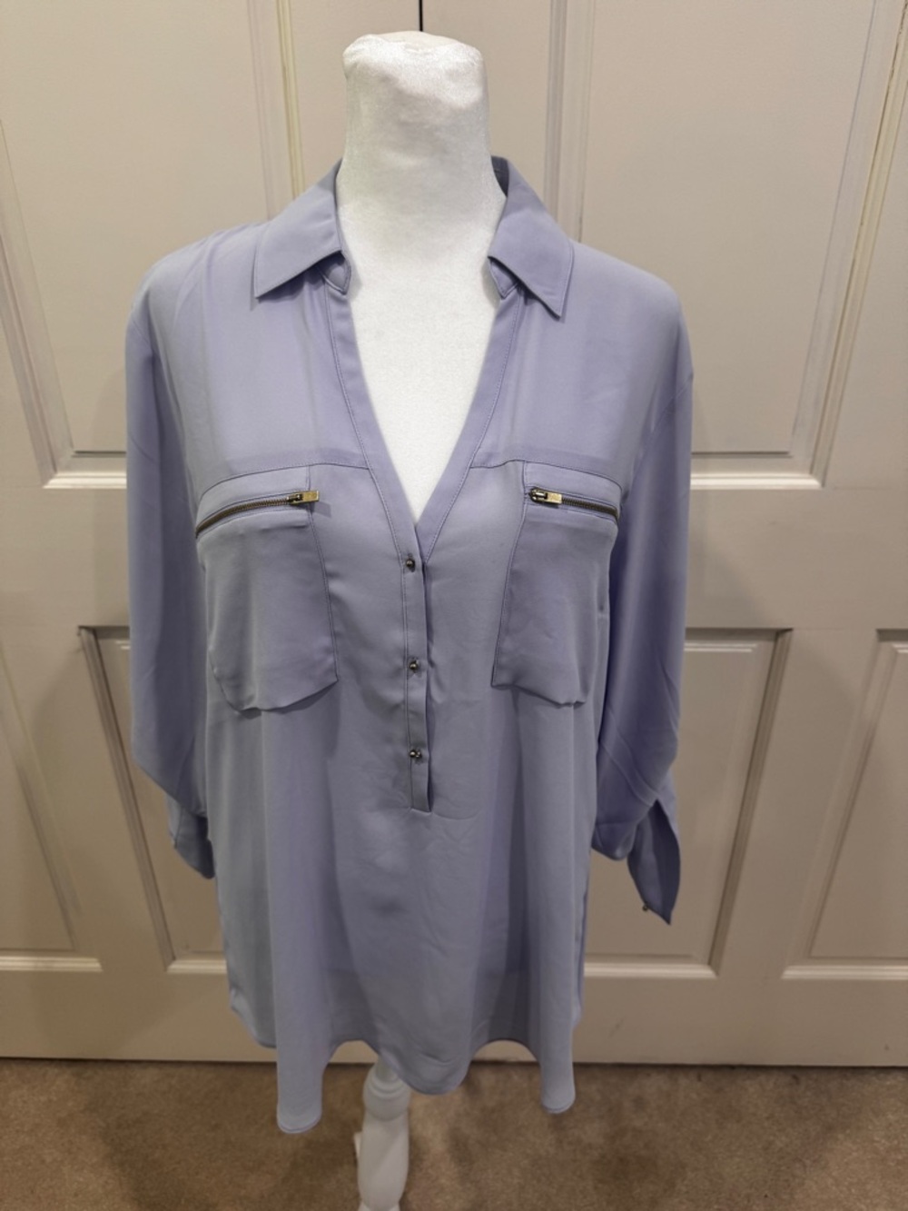 NWT Women's Express Light Lavender Blue Collared Blouse, size L - Picture 11 of 11